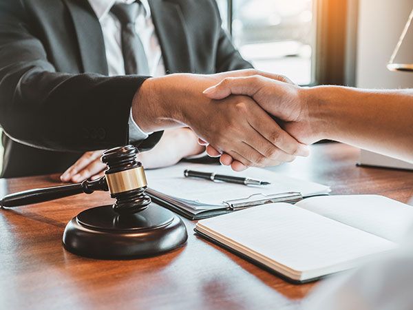 Advokat vo Svajcarija